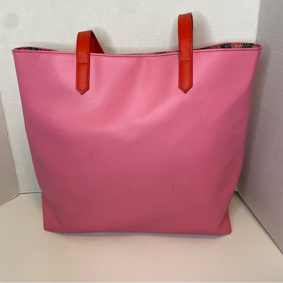 Juicy Couture Bucket Bag Light and Dark Pink - Picture 7 of 14